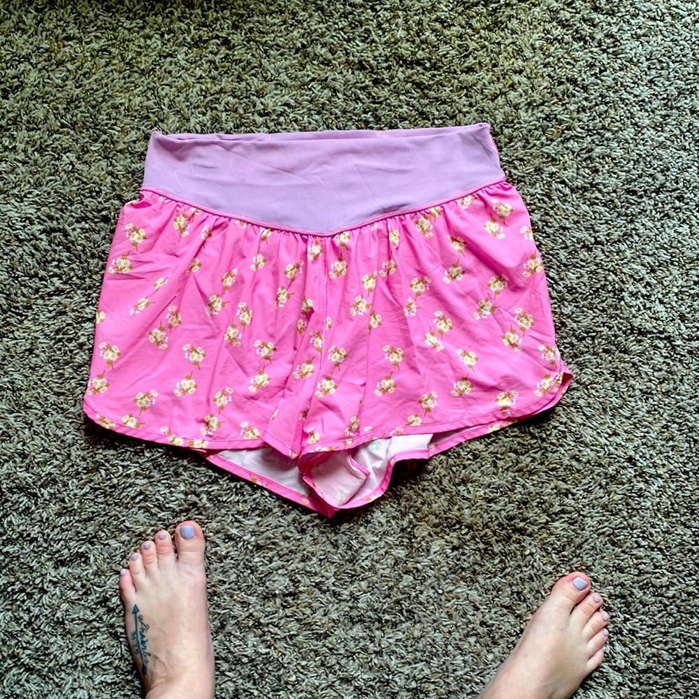 Aerie floral shorts large